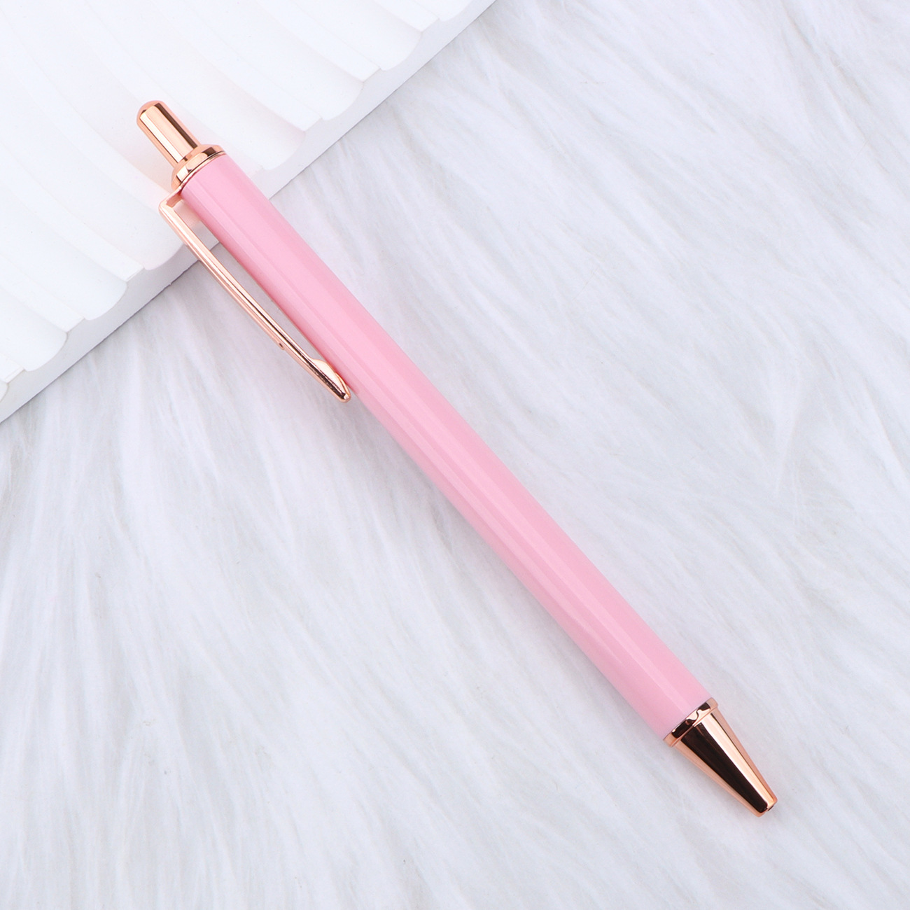 Custom Logo Ballpoint Pens Wholesale Colorful Retractable Promotional Pens